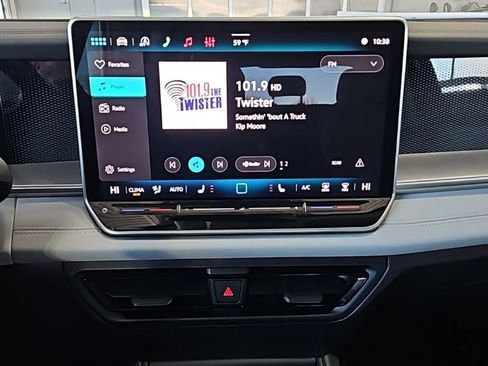 New 2026 Volkswagen Tiguan SE AWD/4WD image 31