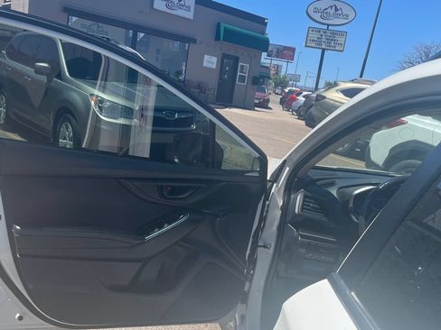 Used 2018 Subaru Crosstrek 2.0i Premium w/ Eyesight System AWD/4WD image 10