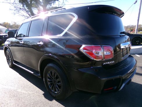 Used 2019 Nissan Armada Platinum w/ Captain's Chairs Package image 5