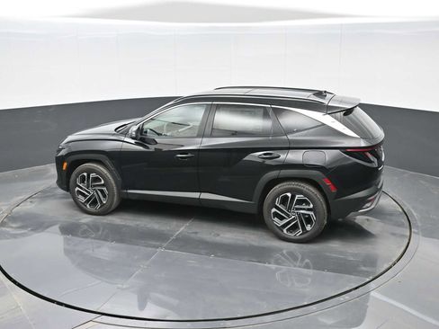 Certified 2025 Hyundai Tucson Limited image 25