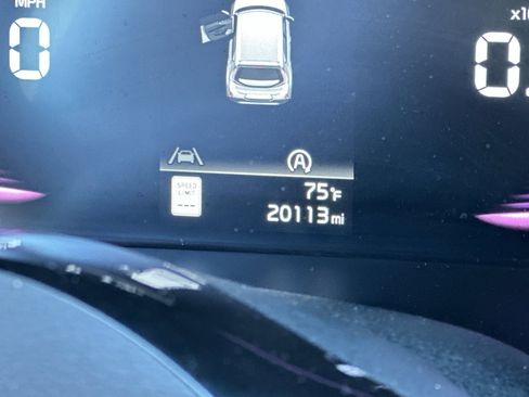 Certified 2025 Kia Soul S image 28