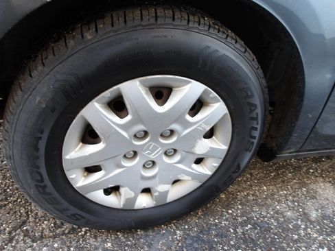 Used 2010 Honda Odyssey LX image 26