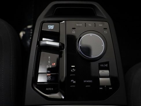 New 2026 BMW iX xDrive60 w/ M Sport Package image 13