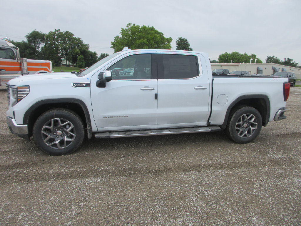 New 2026 GMC Sierra 1500 SLT w/ SLT Premium Package AWD/4WD image 10