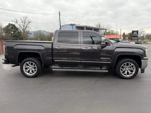 Used 2016 GMC Sierra 1500 SLT w/ SLT Premium Package image 19