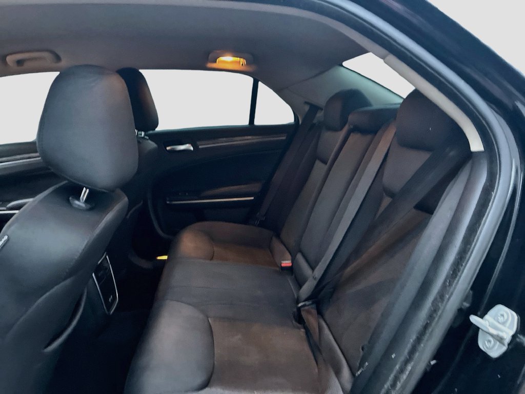 Used 2021 Chrysler 300 Touring w/ Sport Appearance Package RWD image 22