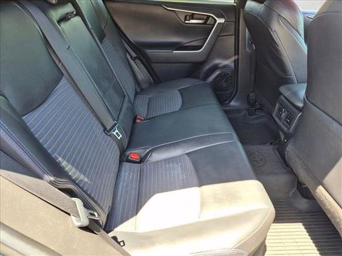 Used 2021 Toyota RAV4 XSE AWD/4WD image 18