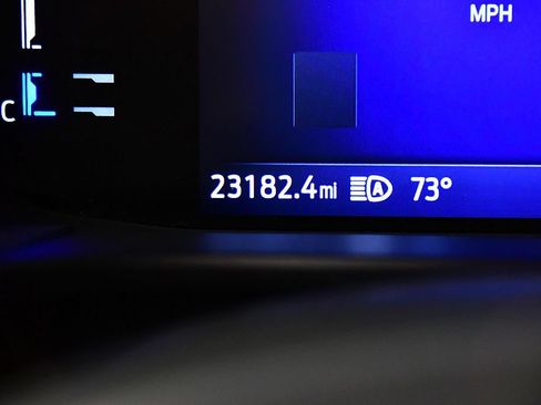 Used 2023 Ford Escape ST-Line w/ Tech Pack #1 AWD/4WD image 18