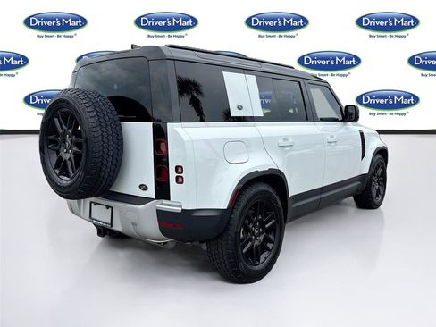 Used 2023 Land Rover Defender 110 S AWD/4WD image 7