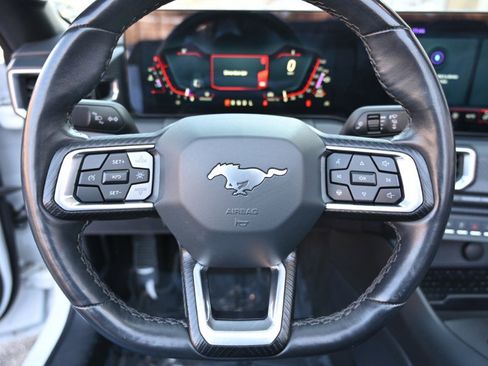 Used 2024 Ford Mustang Premium image 21