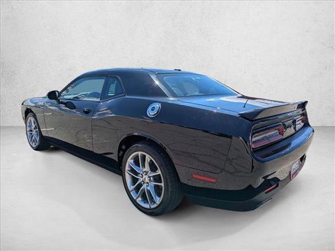 Used 2022 Dodge Challenger GT AWD/4WD image 8