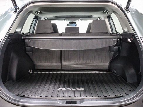 Certified 2022 Toyota RAV4 XLE w/ Convenience Package FWD image 27