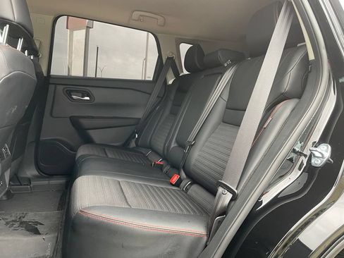 Certified 2026 Nissan Rogue SV w/ Rock Creek Premium Package AWD/4WD image 17