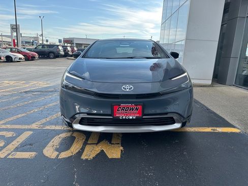 New 2026 Toyota Prius Plug-In Hybrid image 2