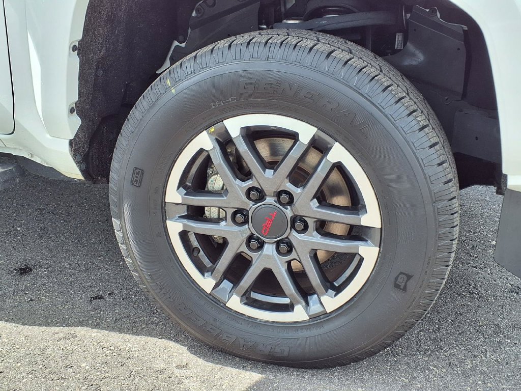 Used 2024 Toyota Tacoma TRD Sport RWD image 11