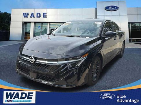 Used 2026 Nissan Sentra SV w/ SV Convenience Package FWD image 1