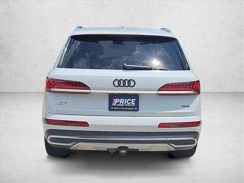 Used 2020 Audi Q7 3.0T Premium Plus w/ Premium Plus Package AWD/4WD image 7