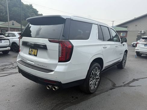 Used 2023 GMC Yukon Denali Ultimate AWD/4WD image 8