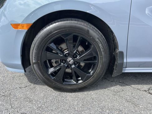 Used 2024 Honda Odyssey Sport image 12