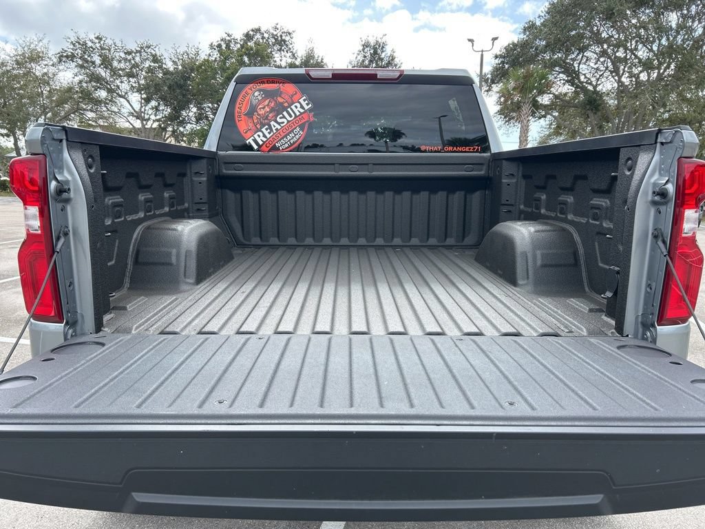 Used 2025 Chevrolet Silverado 1500 LT Trail Boss AWD/4WD image 79
