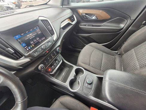 Used 2020 GMC Terrain SLE image 10