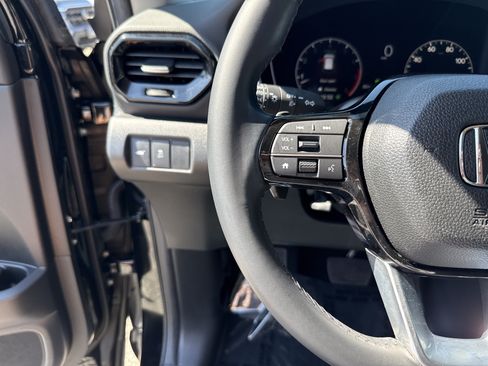 Certified 2025 Honda Pilot EX-L image 19