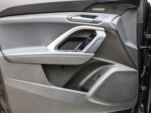 Certified 2025 Audi Q5 Premium Plus w/ Premium Plus image 21