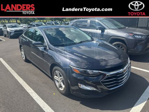Used 2023 Chevrolet Malibu LT FWD image 1