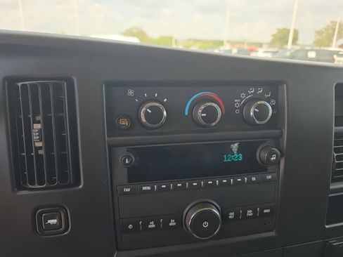 Used 2025 Chevrolet Express 2500 w/ Driver Convenience Package RWD image 15