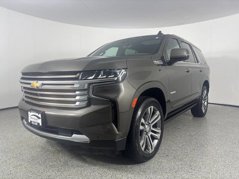 Used 2021 Chevrolet Tahoe High Country w/ Premium Package AWD/4WD image 1