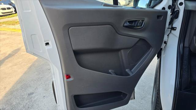 Used 2023 Ford E-Transit Medium Roof RWD image 12