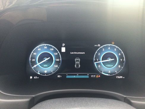 Used 2024 Hyundai Palisade Limited FWD image 10