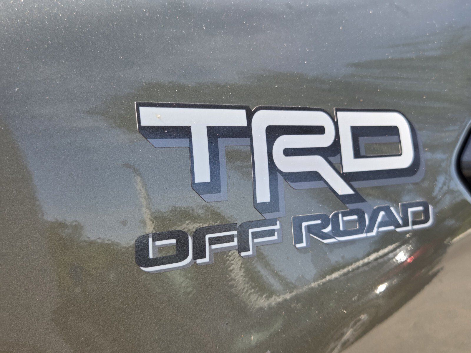 Used 2024 Toyota Tacoma TRD Off-Road AWD/4WD image 15