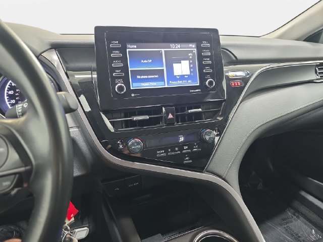 Certified 2024 Toyota Camry SE FWD image 17