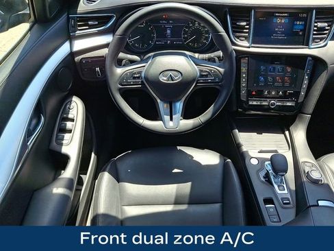 Used 2021 INFINITI QX50 Luxe w/ Appearance Package AWD/4WD image 3
