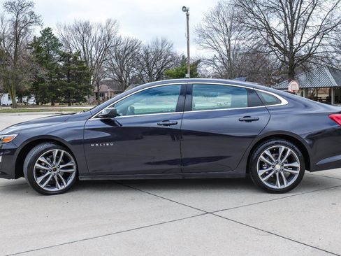 Used 2023 Chevrolet Malibu LT w/ Driver Confidence Package image 4
