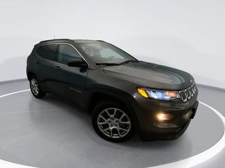 Used 2022 Jeep Compass Latitude AWD/4WD video 1