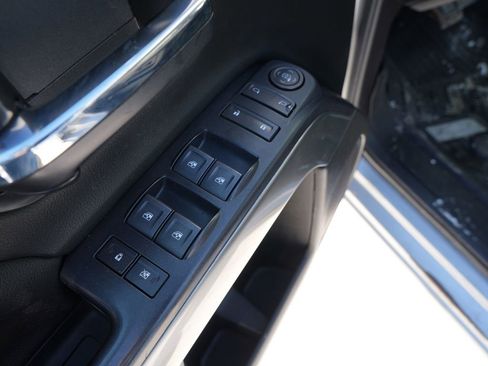 Used 2018 Chevrolet Silverado 1500 LT w/ All Star Edition image 17