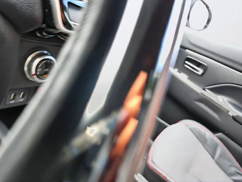 Used 2022 Mitsubishi Outlander Sport SE FWD image 20