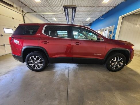 Used 2023 GMC Acadia SLE image 5
