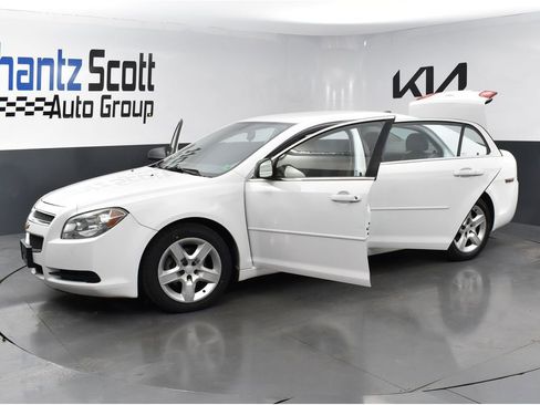 Used 2012 Chevrolet Malibu LS FWD image 26