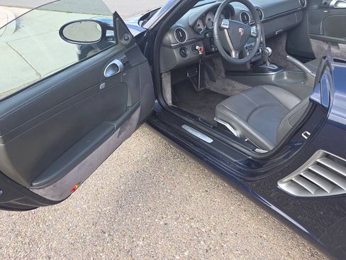Used 2005 Porsche Boxster S RWD image 25