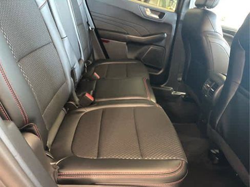 New 2025 Ford Escape ST-Line w/ Cold Weather Package image 31