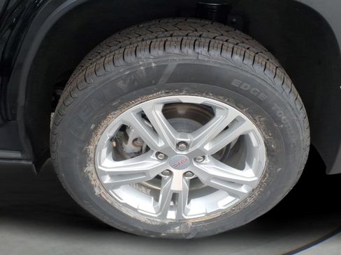 Used 2022 GMC Terrain SLE AWD/4WD image 14