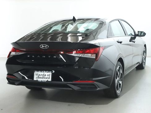 Used 2023 Hyundai Elantra SEL w/ Convenience Package FWD image 46