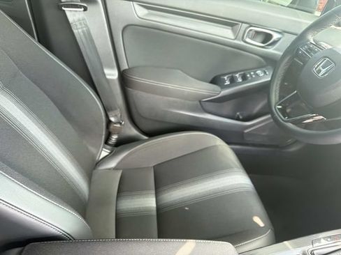 Used 2024 Honda Civic Sport image 13