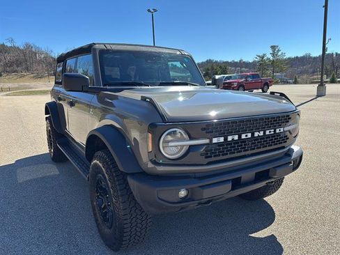 New 2026 Ford Bronco Outer Banks w/ Sasquatch Package AWD/4WD image 6