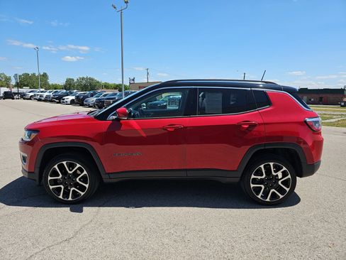 Used 2018 Jeep Compass Limited w/ Navigation Group AWD/4WD image 4