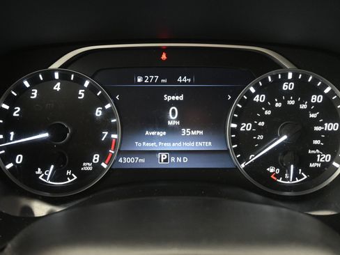 Certified 2022 Nissan Frontier SV image 19