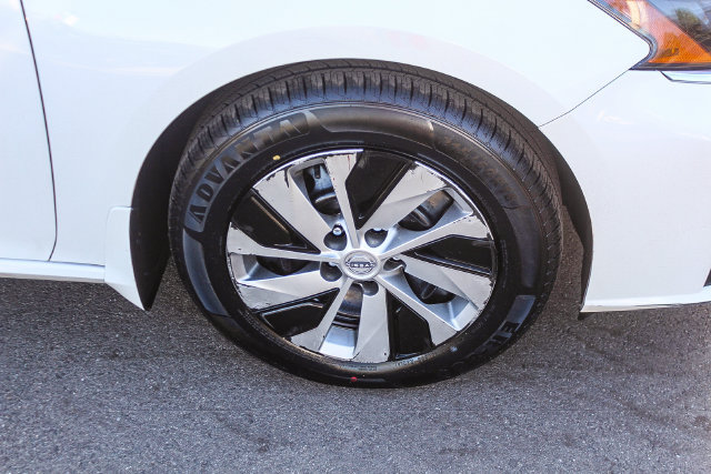 Used 2023 Nissan Altima 2.5 S FWD image 12